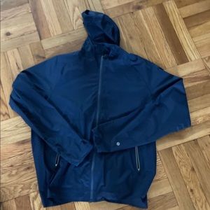 Men’s Lululemon Rain Jacket; Size L